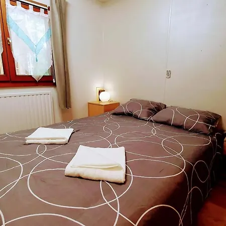 Chestnut's Little * Collonges