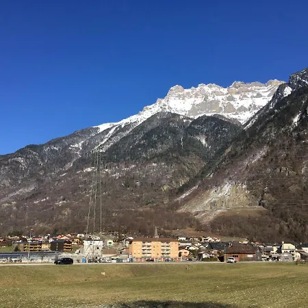 Camping Chestnut's Little Collonges